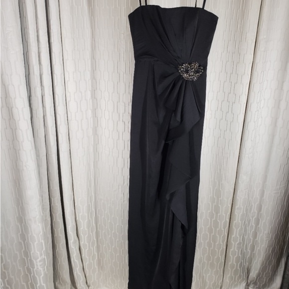 BCBG MAX AZRIA black strapless side drape gown - Picture 5 of 5